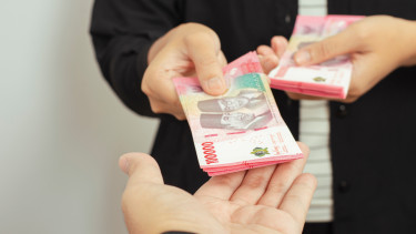 Gaji Kecil Tak Selalu Jadi Masalah, Ini Cara Mengelola Uang Agar Tetap Cukup