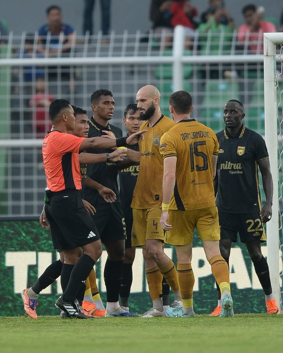 Arsitek Borneo FC Keluhkan Kepemimpinan Wasit